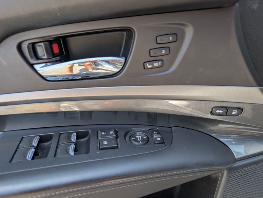 2014 Acura RLX Image 25