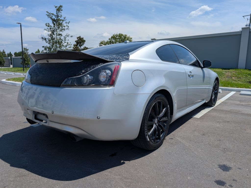 2012 INFINITI G37 Image 7