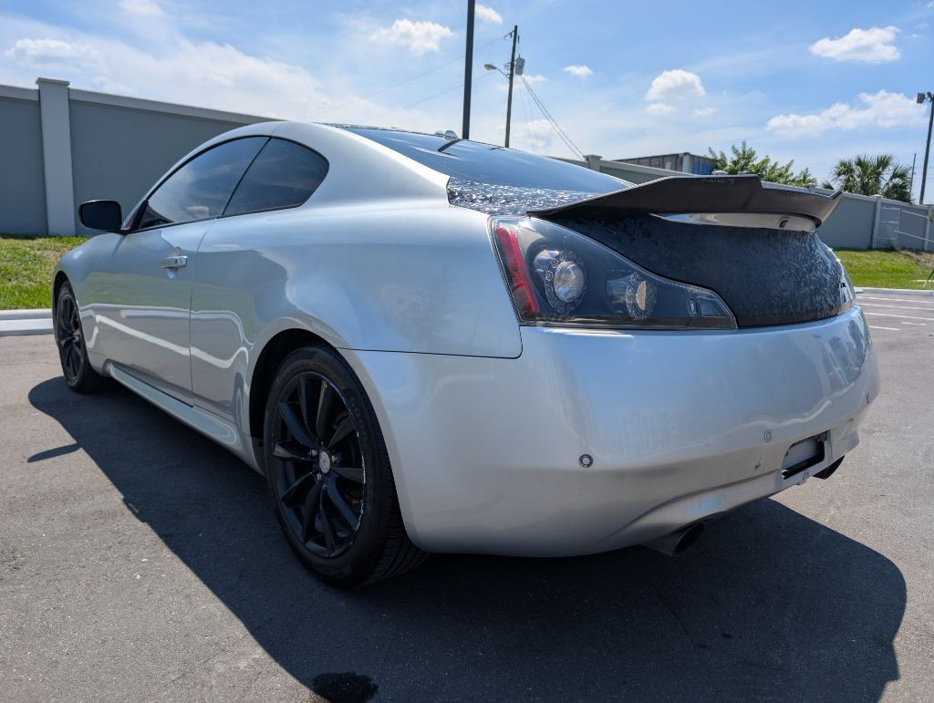 2012 INFINITI G37 Image 8