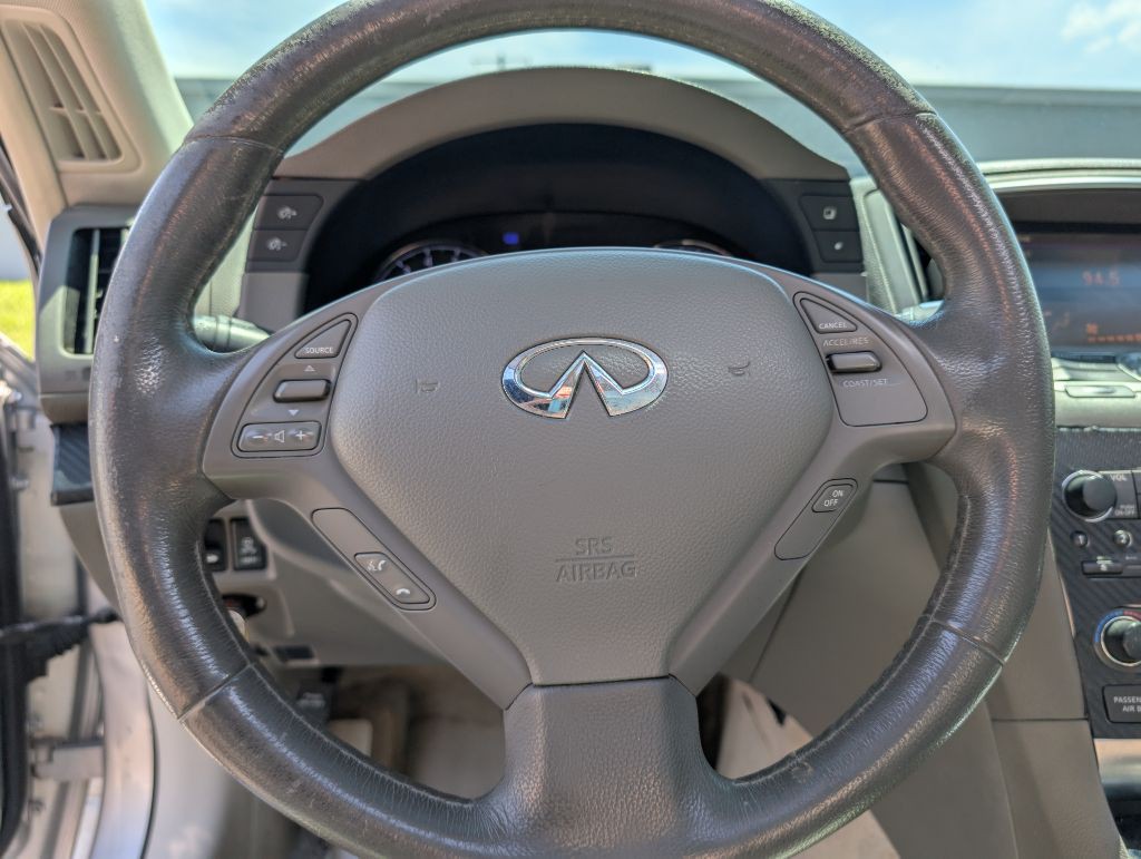 2012 INFINITI G37 Image 26