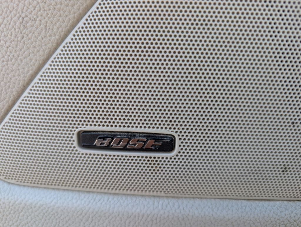 2012 INFINITI G37 Image 33