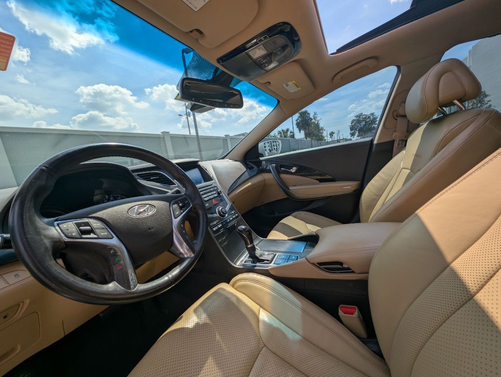 2015 Hyundai Azera Image 13