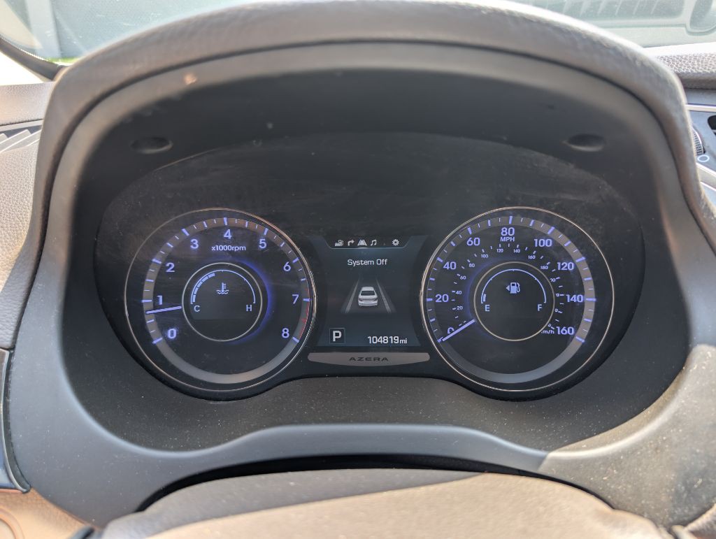 2015 Hyundai Azera Image 30