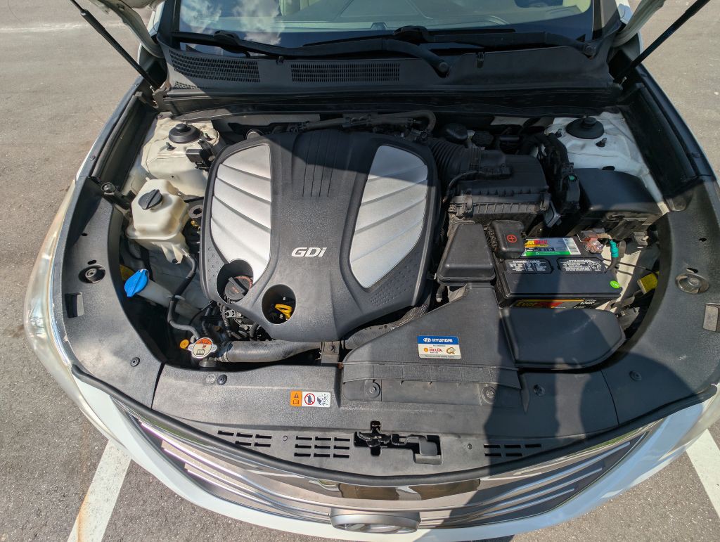 2015 Hyundai Azera Image 38