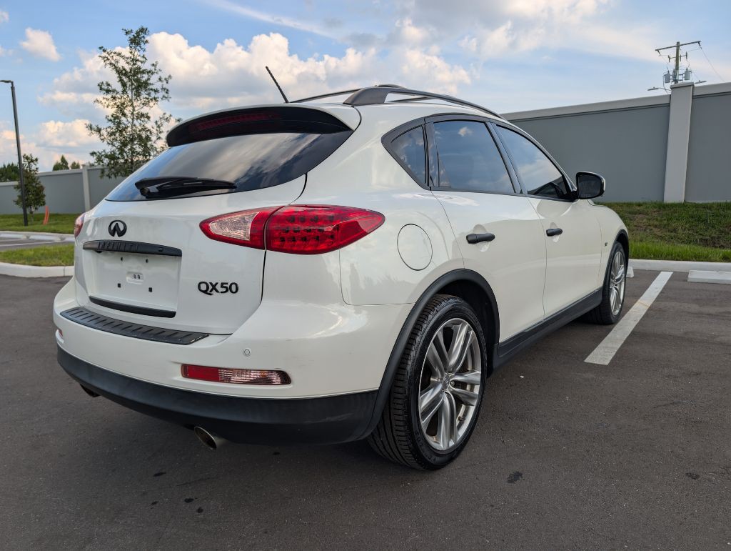 2014 INFINITI QX50 Image 7