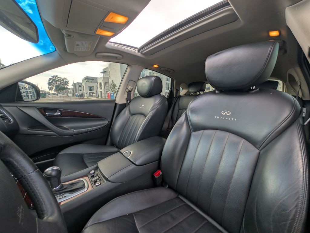 2014 INFINITI QX50 Image 13