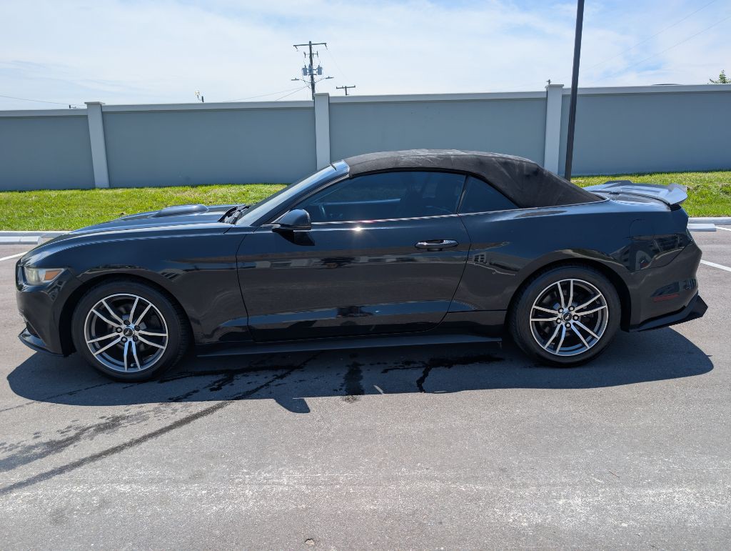 2015 Ford Mustang Image 9