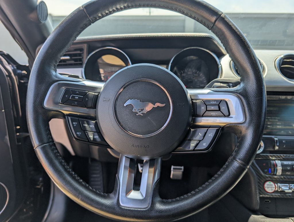 2015 Ford Mustang Image 30