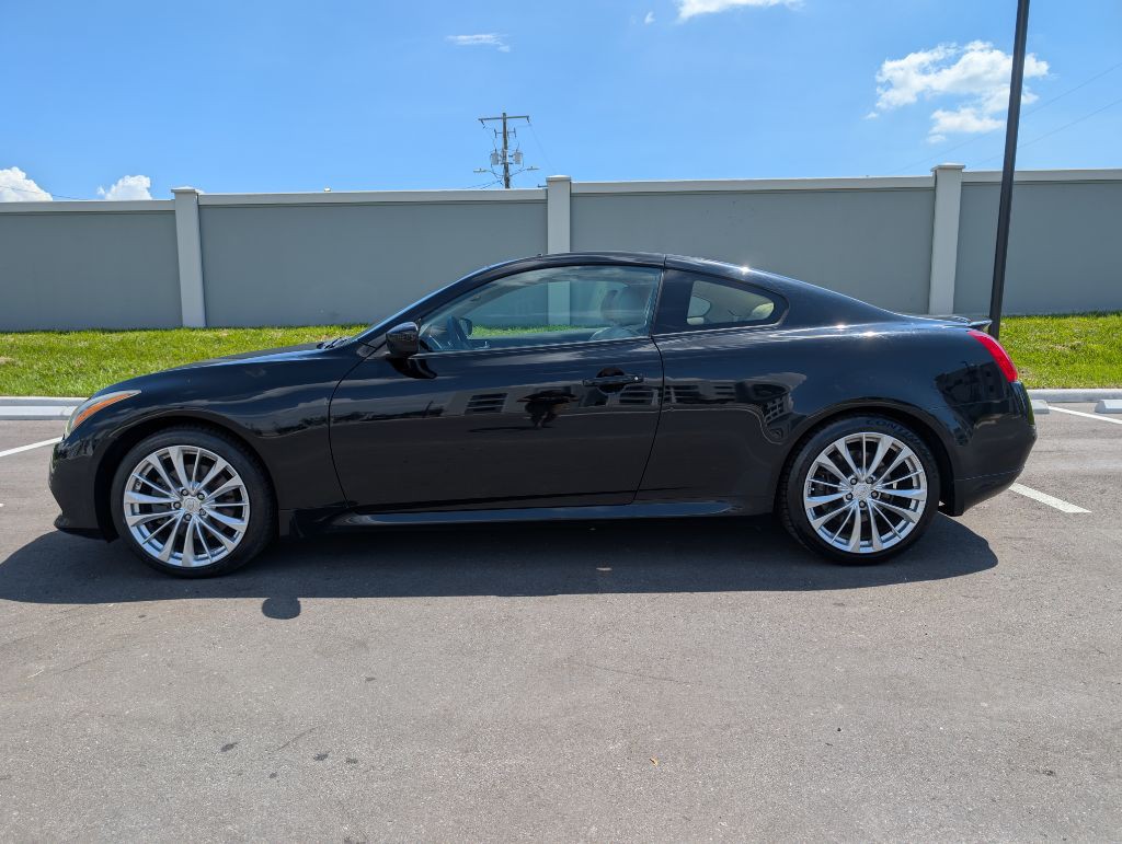 2013 INFINITI G37 Image 4