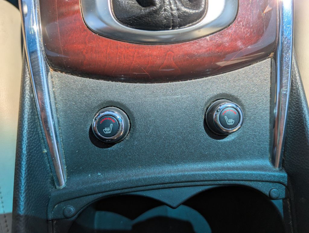 2013 INFINITI G37 Image 28