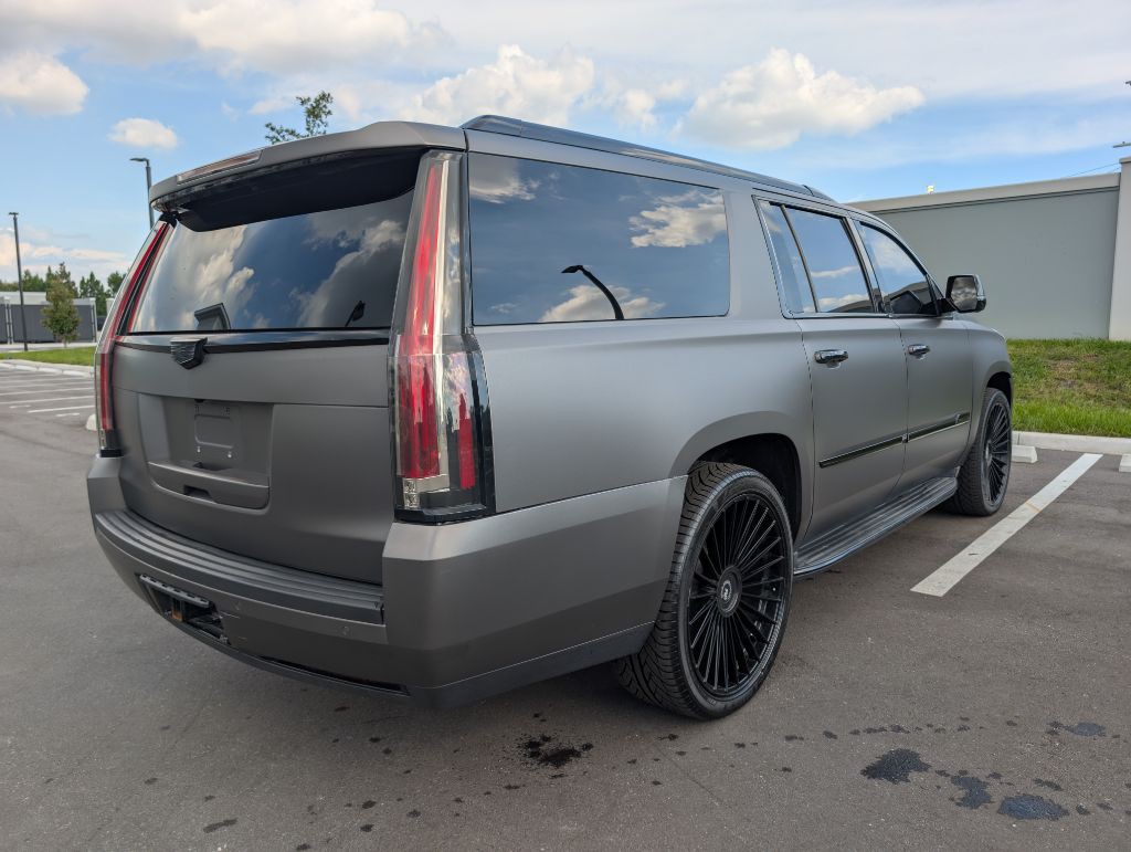 2016 Cadillac Escalade Image 7
