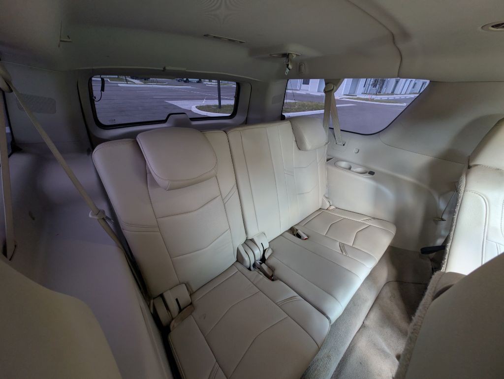 2016 Cadillac Escalade Image 23