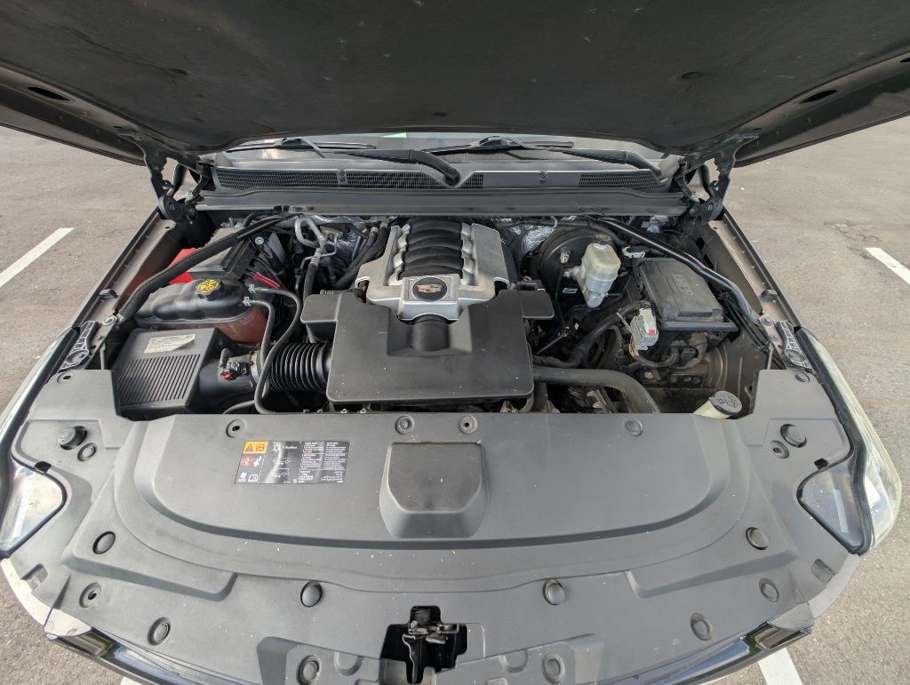 2016 Cadillac Escalade Image 45