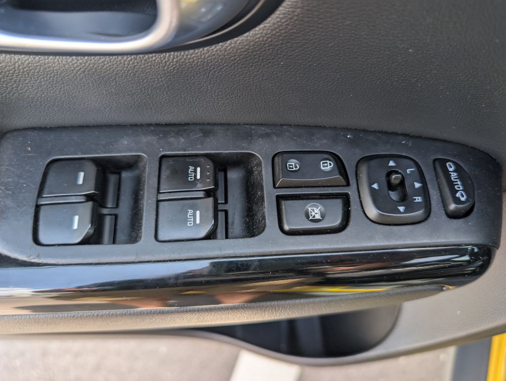 2014 Kia Soul Image 28
