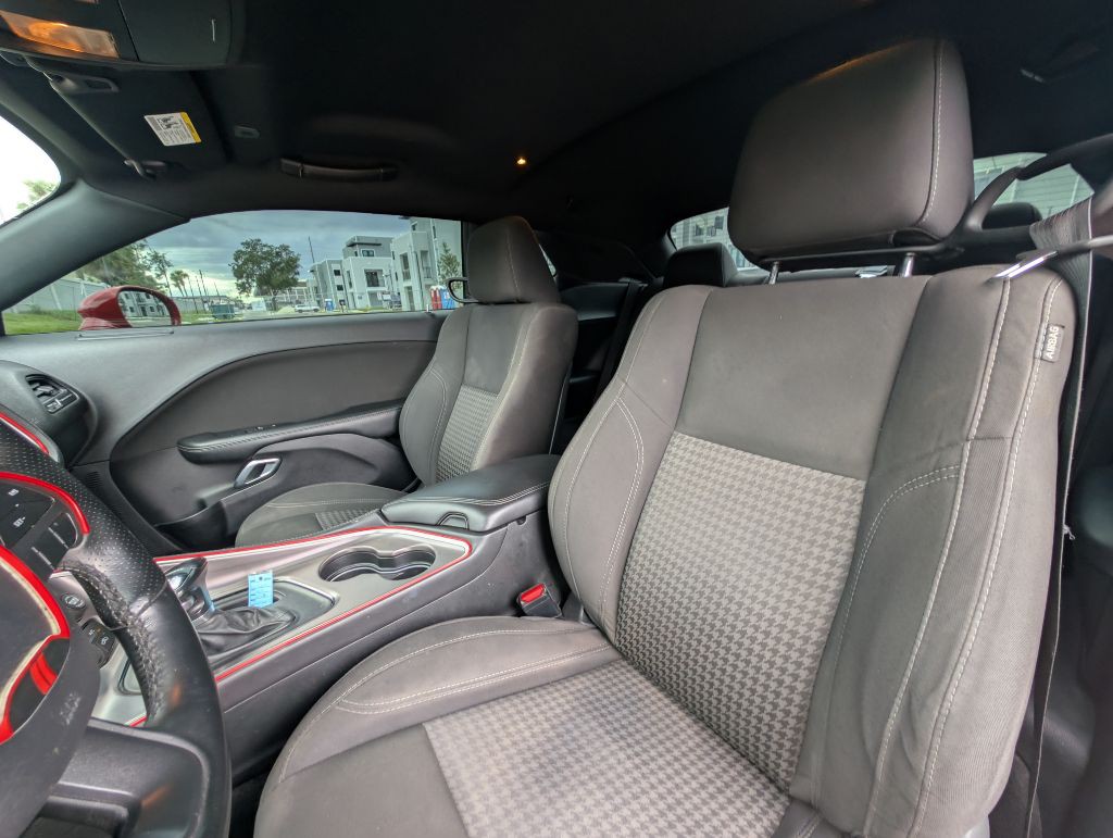 2019 Dodge Challenger Image 13