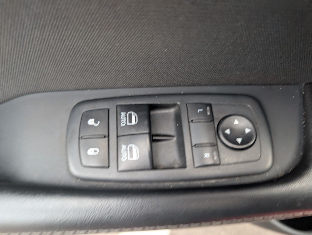2019 Dodge Challenger Image 20