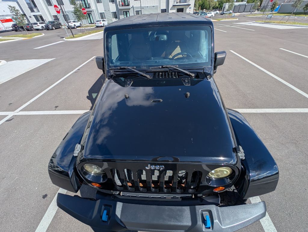 2013 Jeep Wrangler Unlimited Image 2