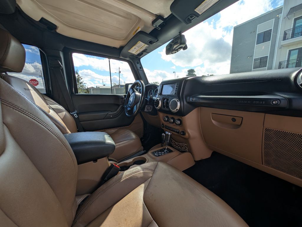 2013 Jeep Wrangler Unlimited Image 21