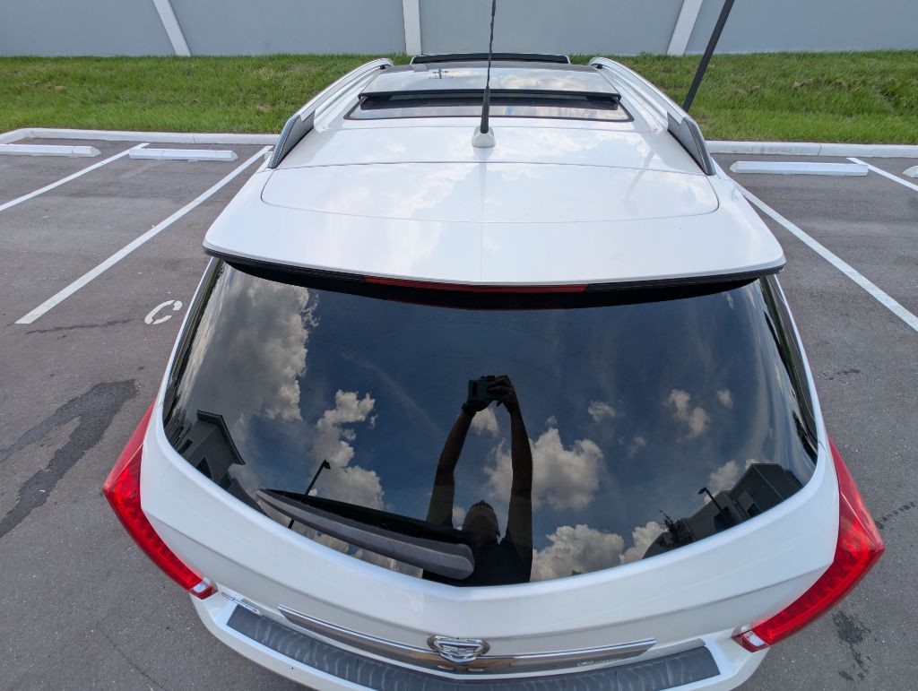 2010 Cadillac SRX Image 9