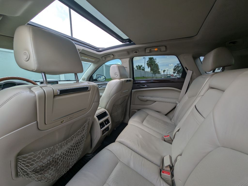 2010 Cadillac SRX Image 15