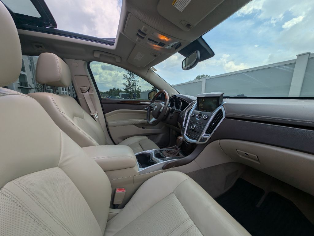 2010 Cadillac SRX Image 21