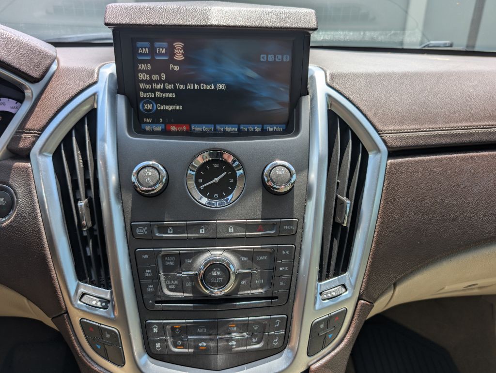 2010 Cadillac SRX Image 36