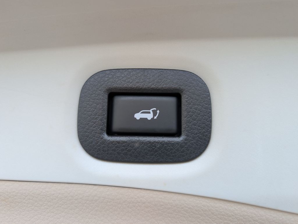 2017 Nissan Rogue Image 13