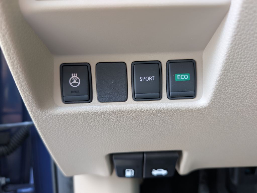 2017 Nissan Rogue Image 31