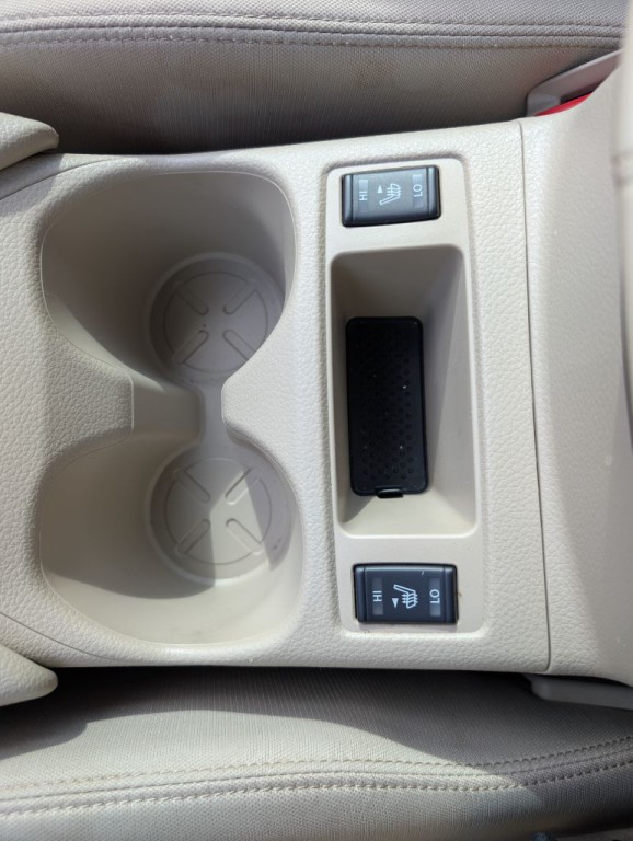 2017 Nissan Rogue Image 36