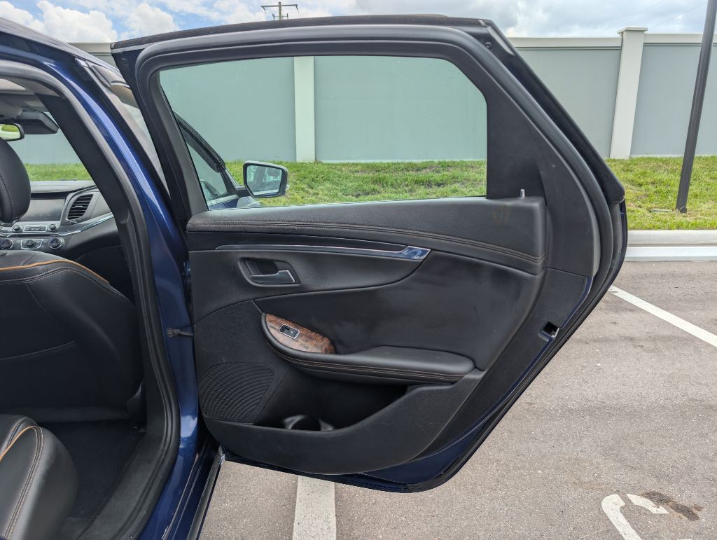 2014 Chevrolet Impala Image 17