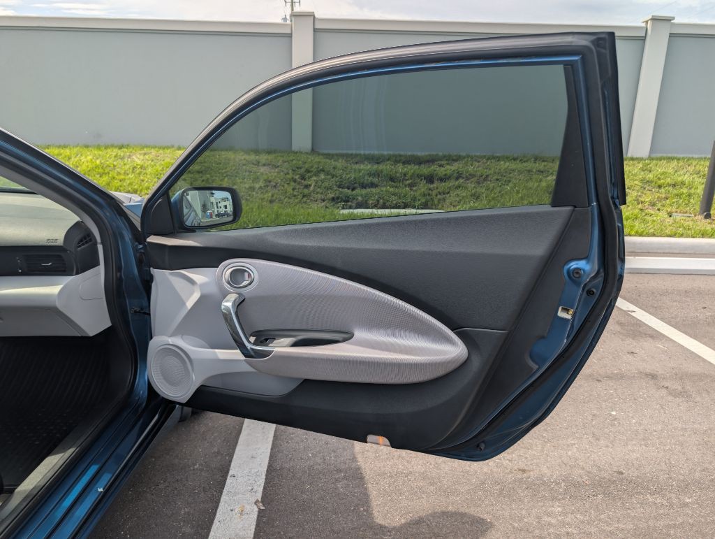 2011 Honda CR-Z Image 19