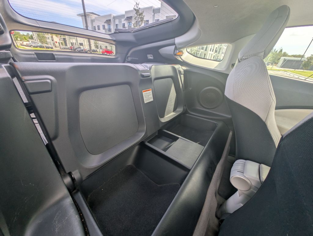 2011 Honda CR-Z Image 22