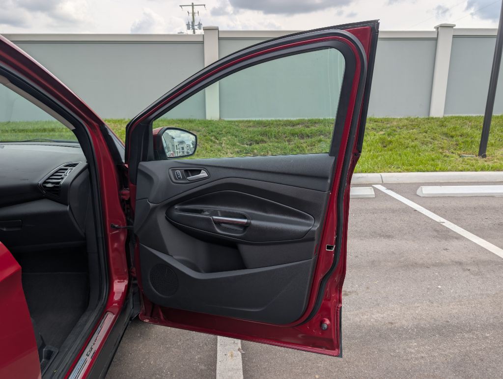 2017 Ford Escape Image 20