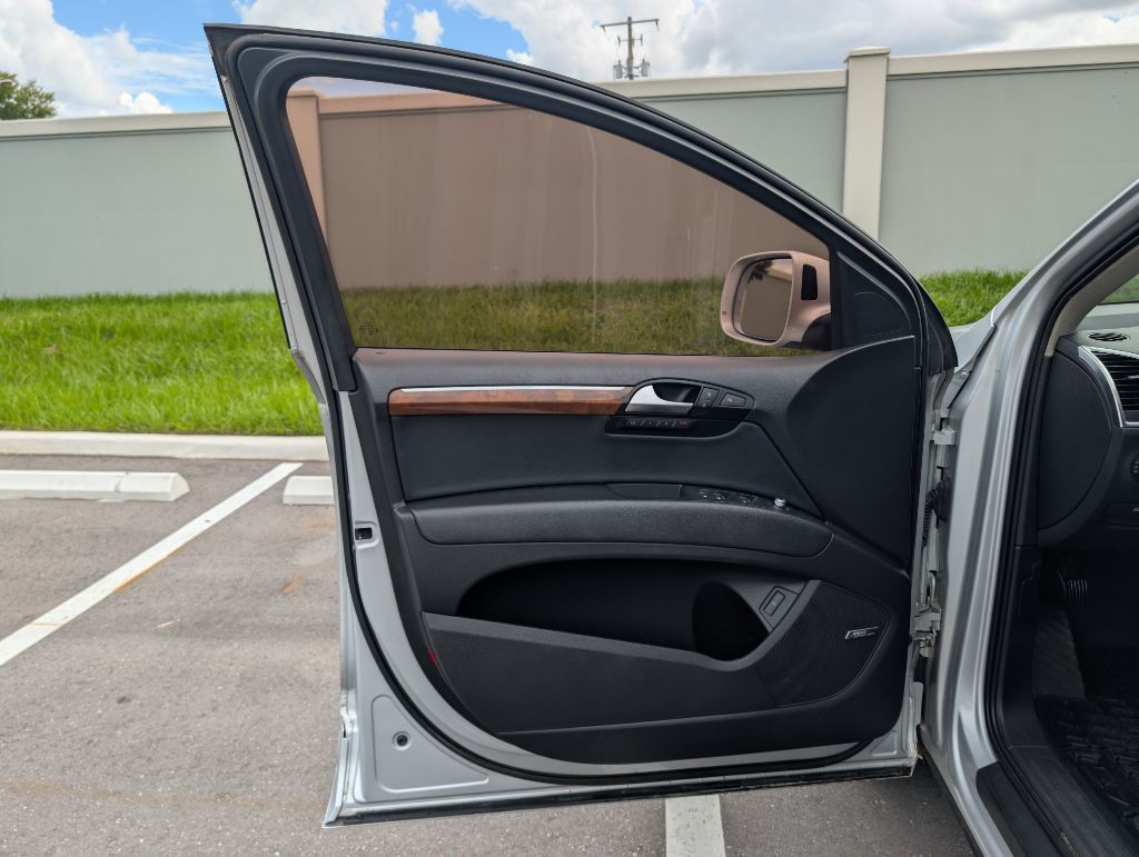 2014 Audi Q7 Image 16