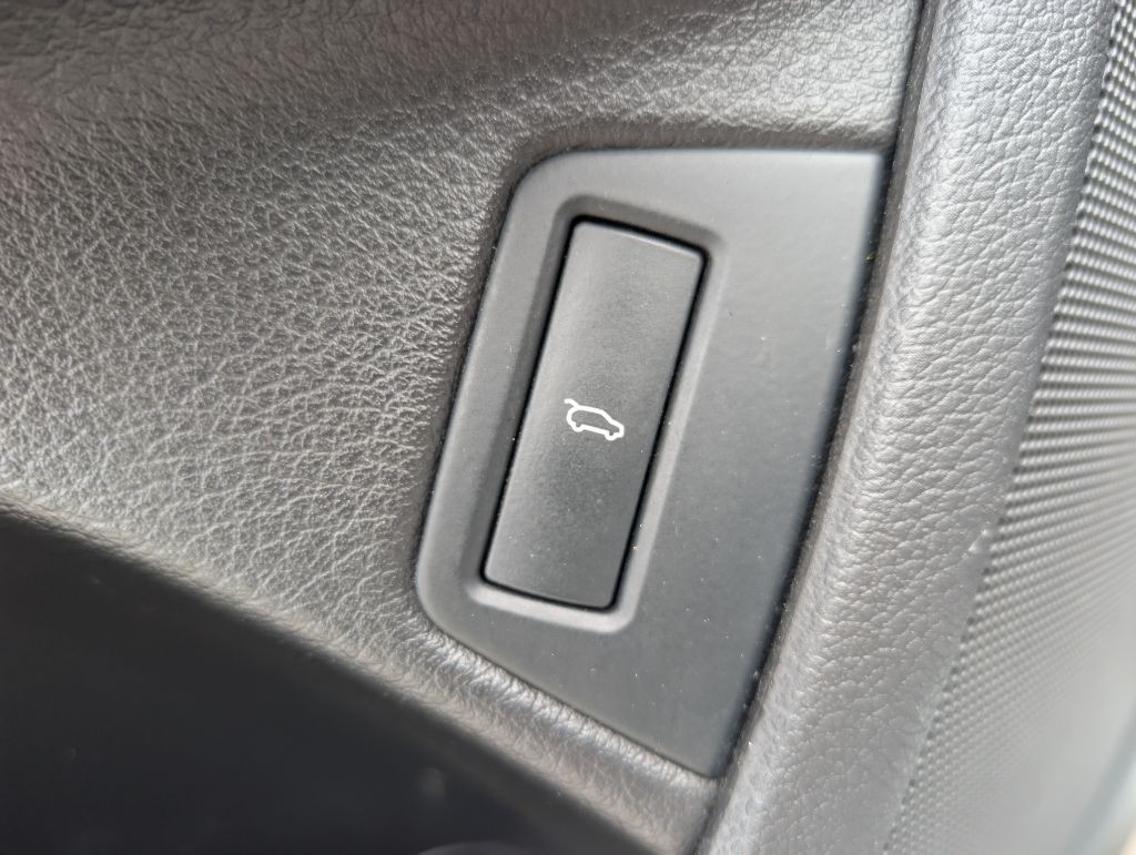 2014 Audi Q7 Image 32