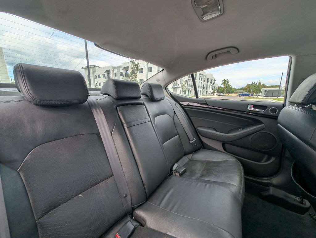 2014 Kia Cadenza Image 18