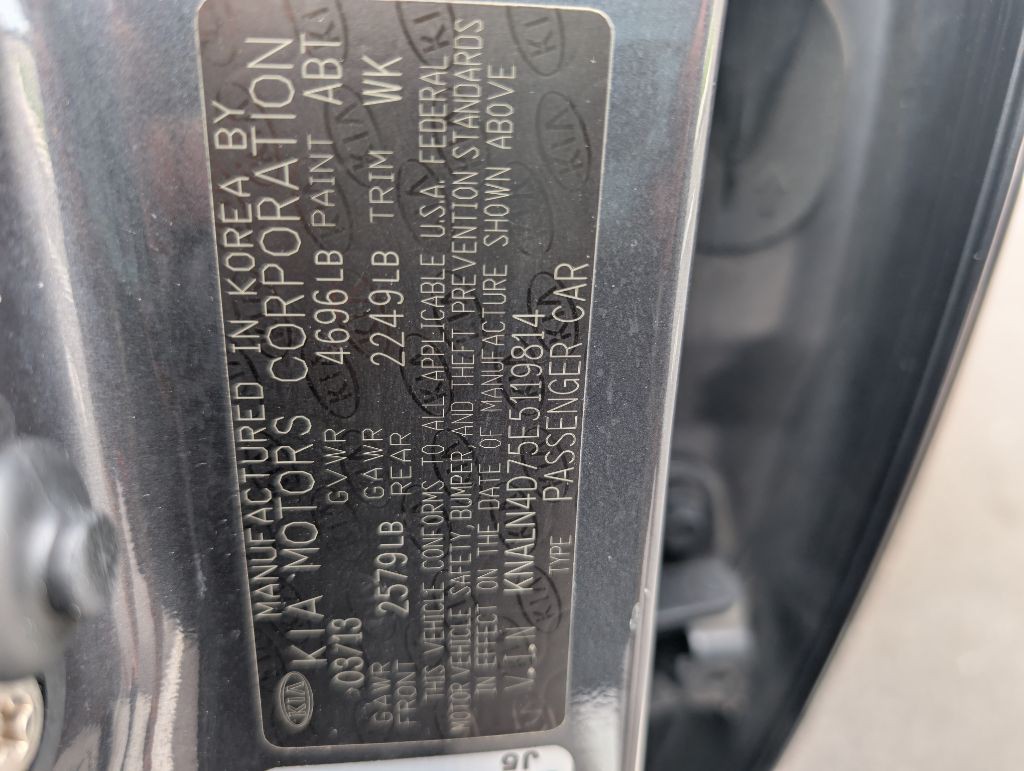 2014 Kia Cadenza Image 39