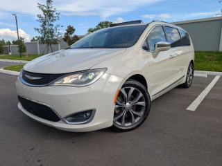 Image for 2017 Chrysler Pacifica Limited ID: 6824201