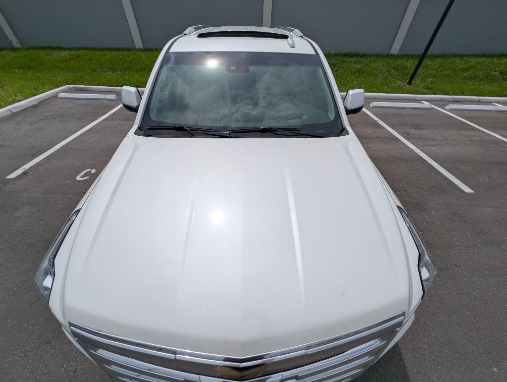 2017 Cadillac Escalade Image 4