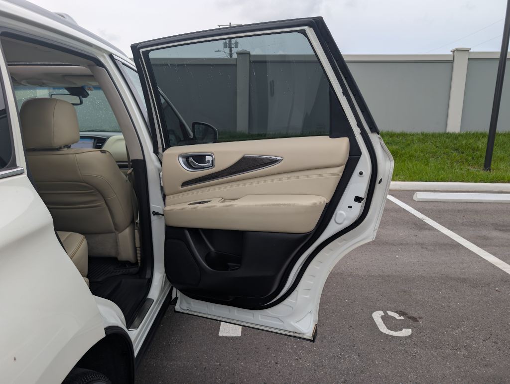 2015 INFINITI QX60 Image 24