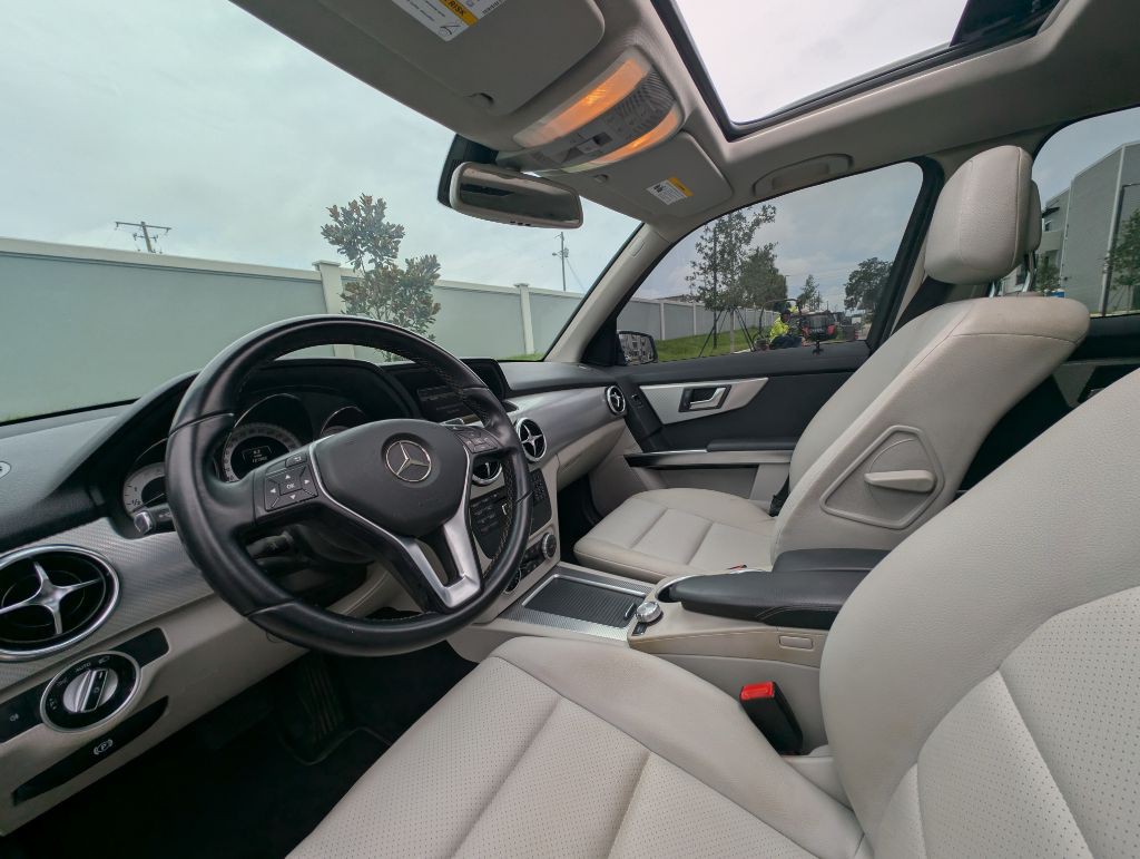 2014 Mercedes-Benz GLK-Class Image 18