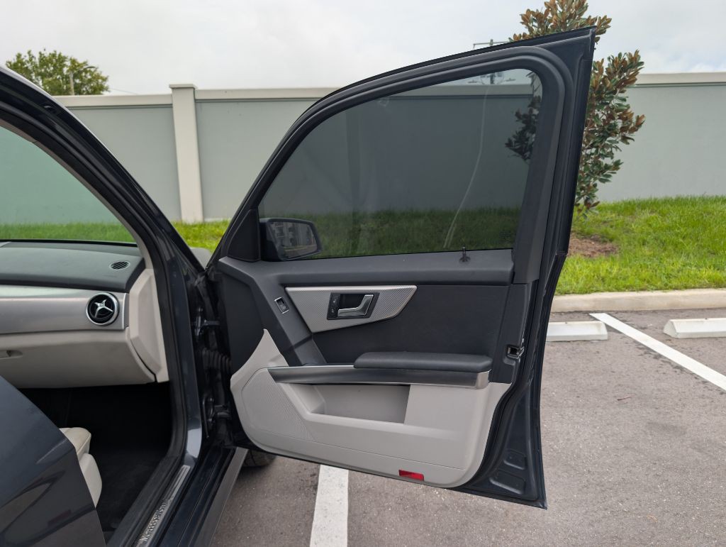 2014 Mercedes-Benz GLK-Class Image 26