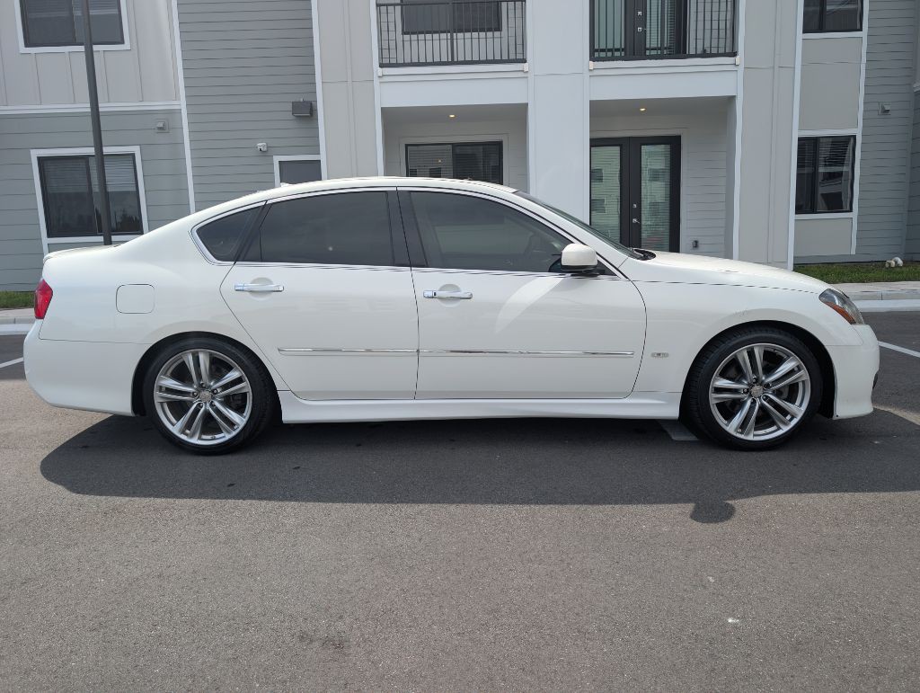 2009 INFINITI M45 Image 6