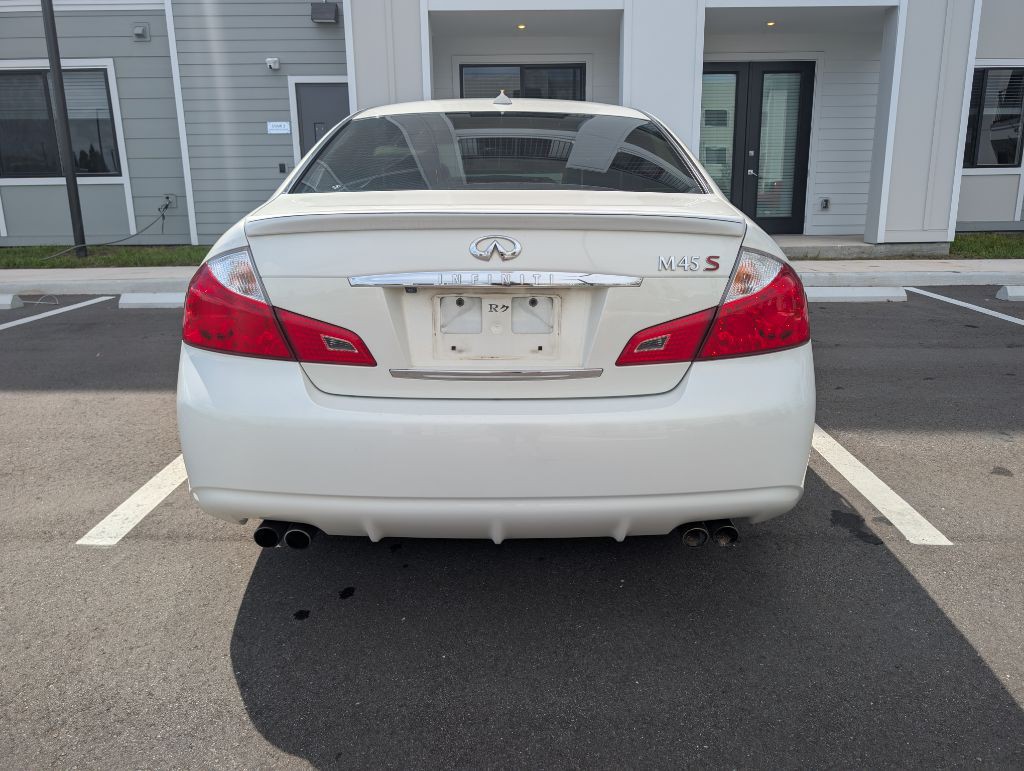 2009 INFINITI M45 Image 8