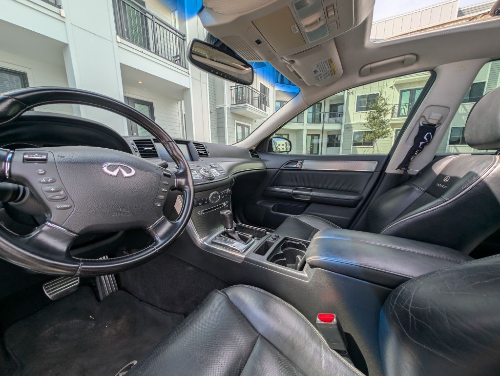 2009 INFINITI M45 Image 14