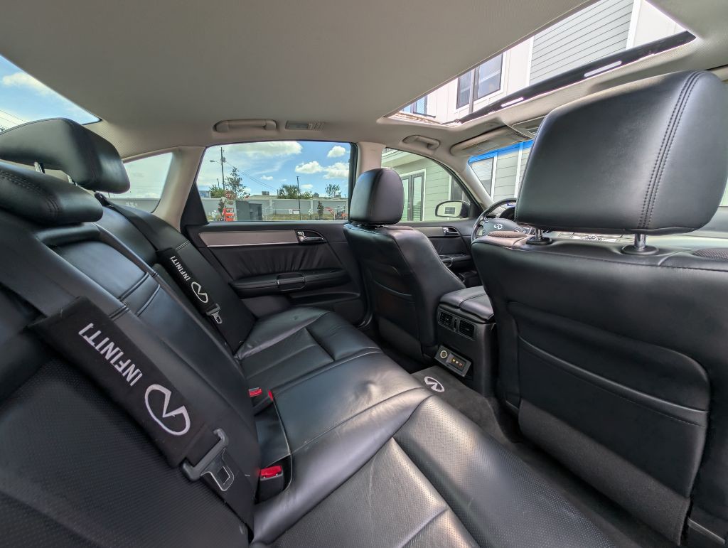 2009 INFINITI M45 Image 20