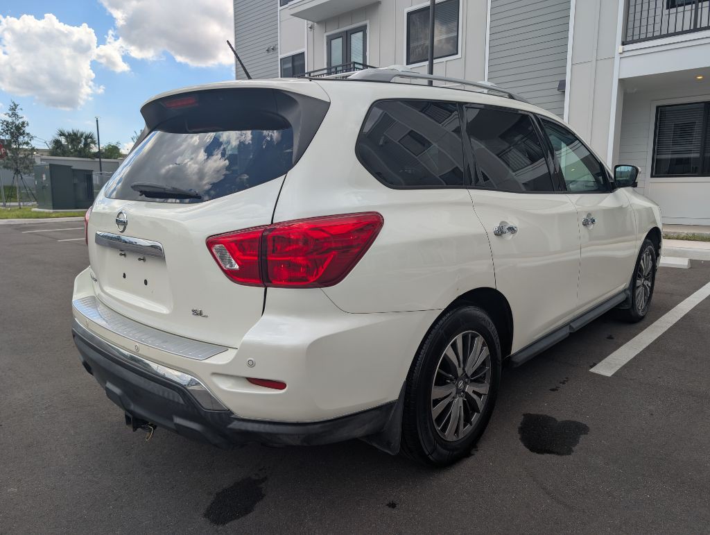 2018 Nissan Pathfinder Image 7