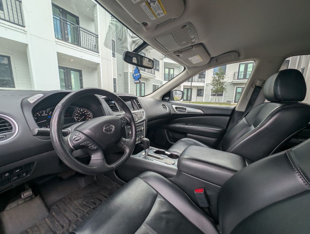 2018 Nissan Pathfinder Image 18