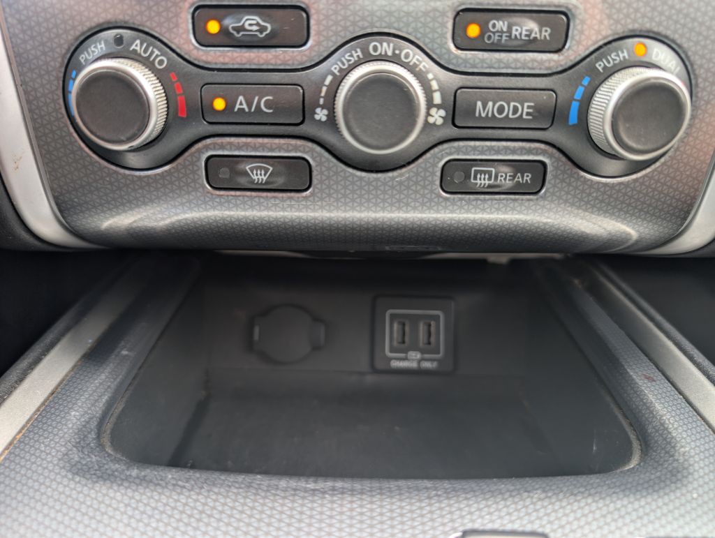 2018 Nissan Pathfinder Image 39