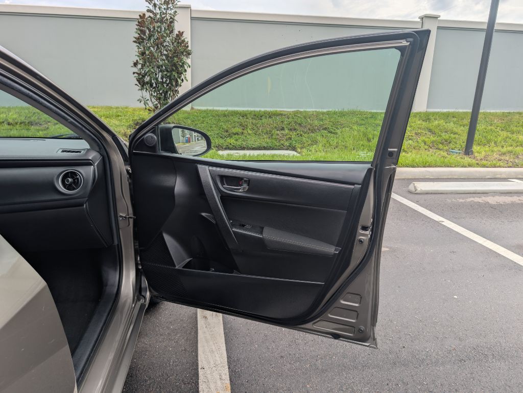2019 Toyota Corolla Image 24